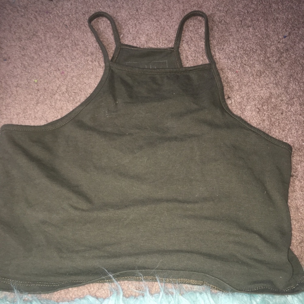 Green crop tops